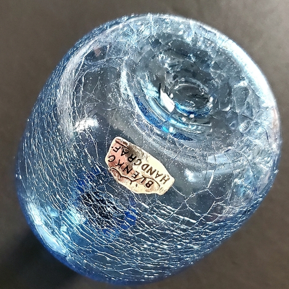 MCM Blenko #6424 Handcrafted Rare Ice Blue Crackle Art Glass Vase by Joel Myers - Picture 5 of 16